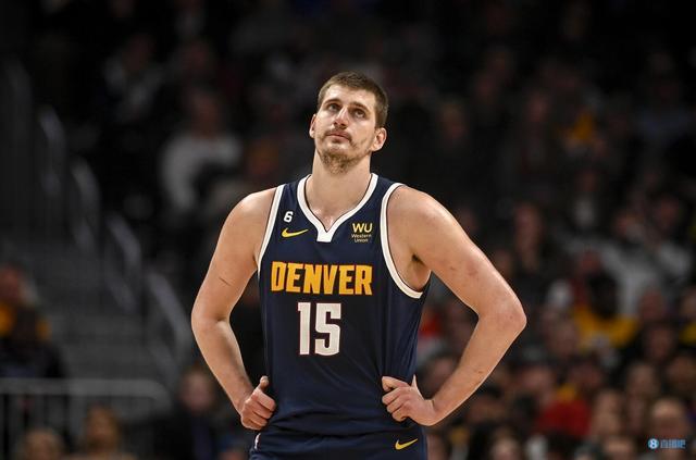 半空间的连 半空间的连