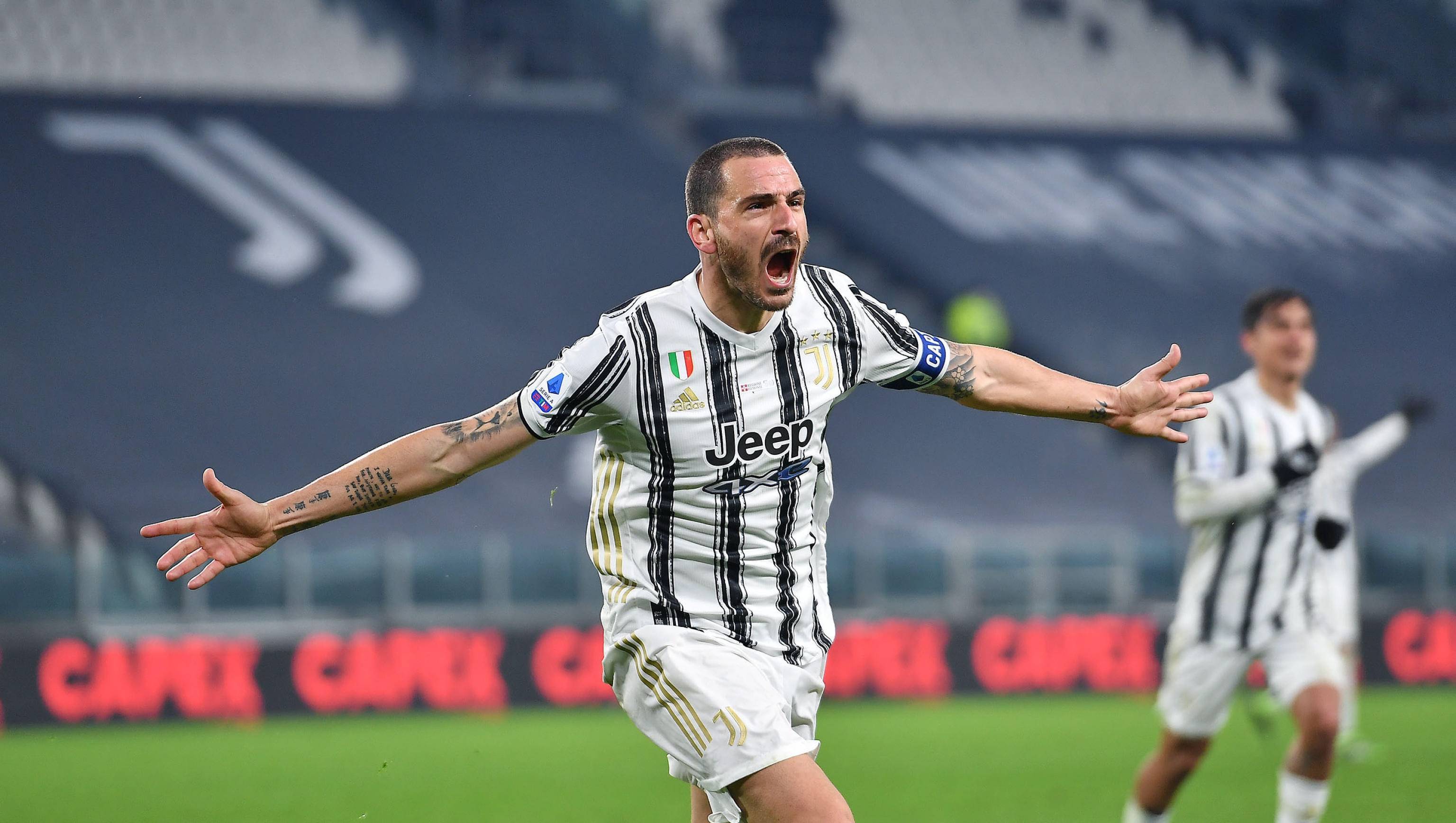 摆动