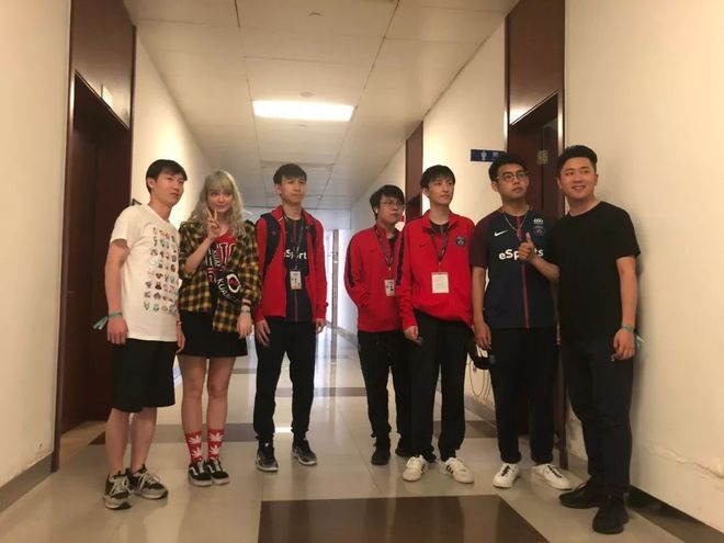 间轴为核心